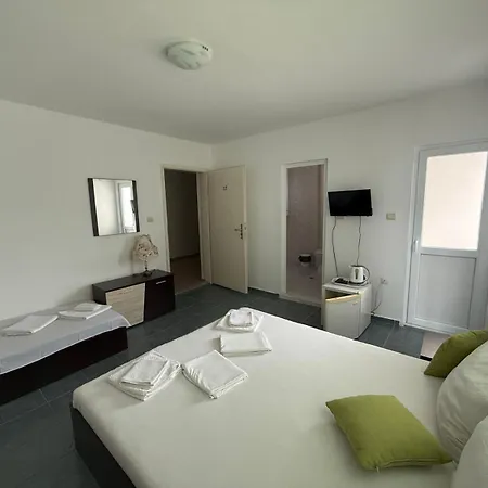 Hotel Zora By Tm